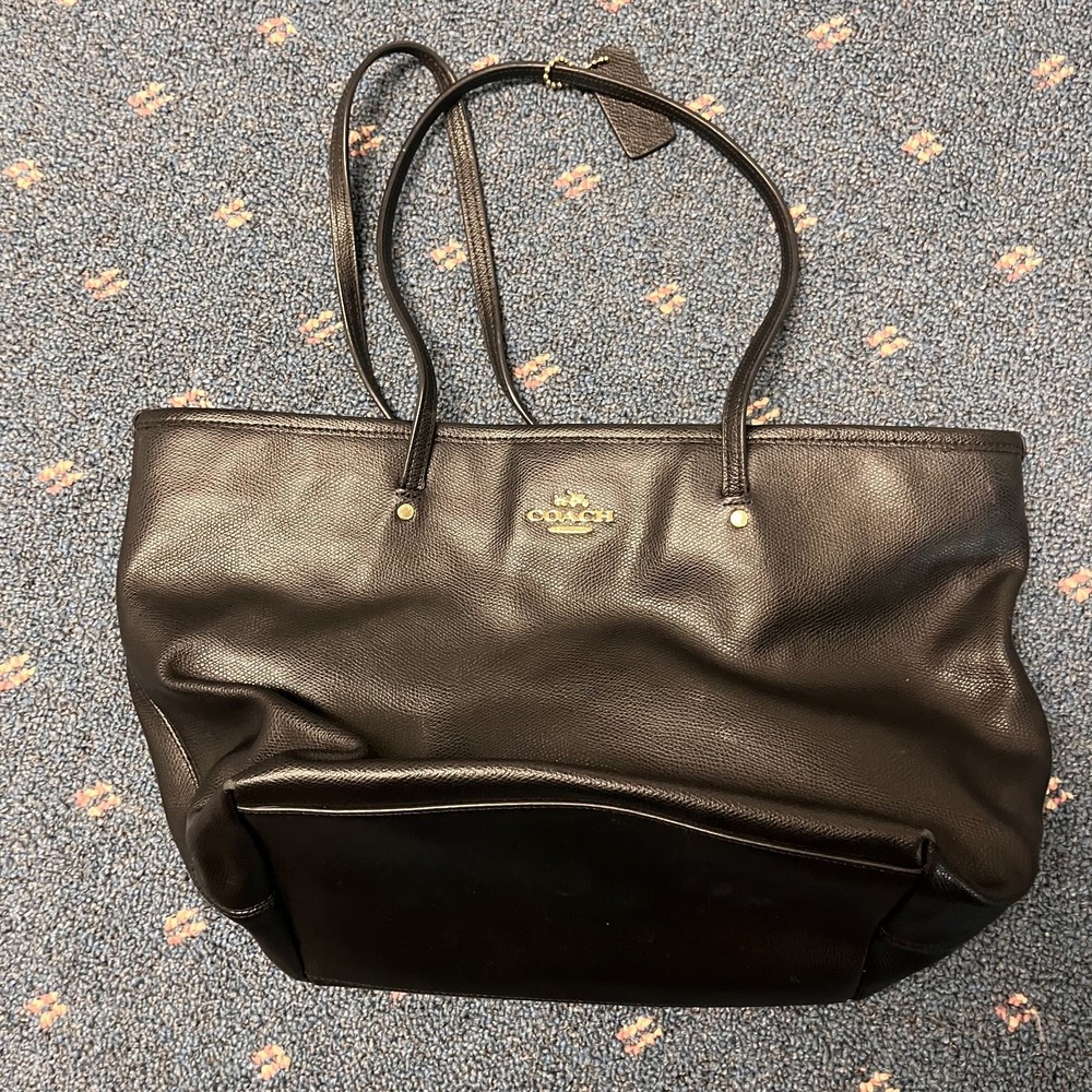 Coach City Tote‎ Black Signature Logo Shopper Satchel Purse Bag Charm Zip Pocket